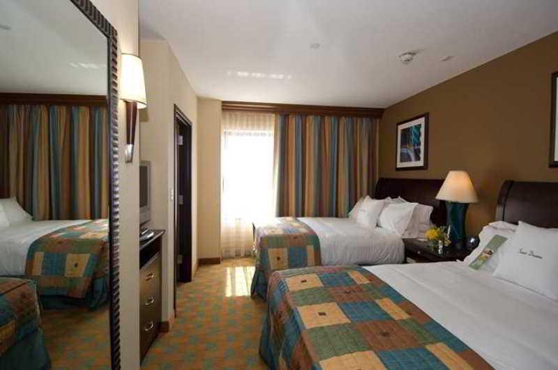 Doubletree Suites By Hilton Bentonville Kültér fotó
